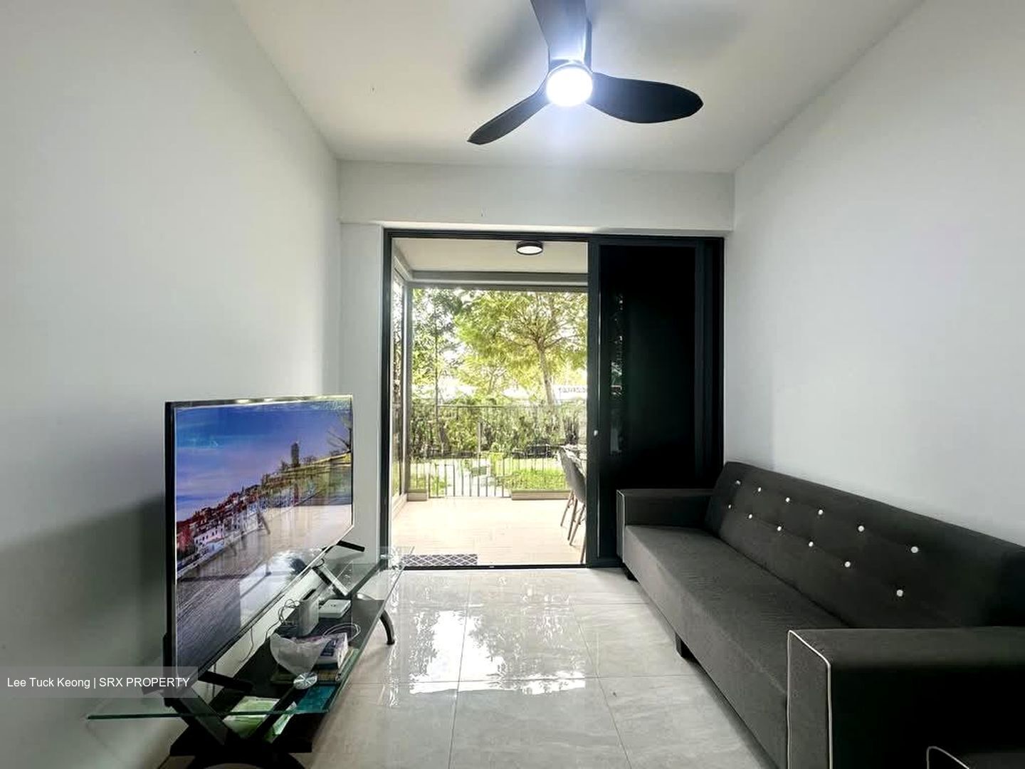 The Florence Residences (D19), Apartment #557095471